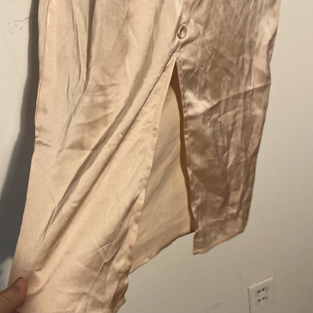 PrettyLittleThing Champagne Button Front Satin Strappy Midi Dress NWT - Picture 8 of 13